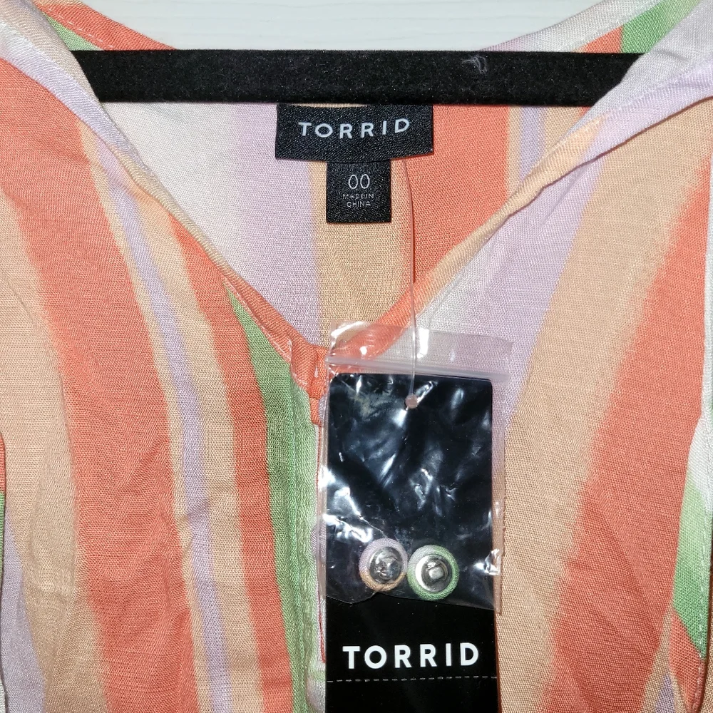 Torrid Top - Picture 3 of 4